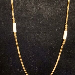Vintage Avon spectator style necklace